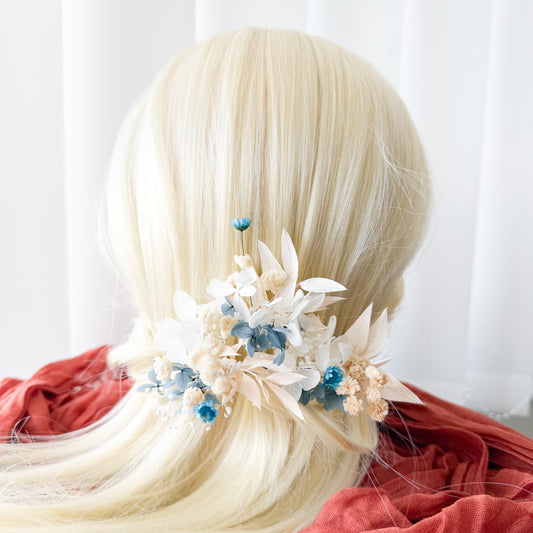 Set of blue floral hair pins with dried flowers for bridal hairstyle