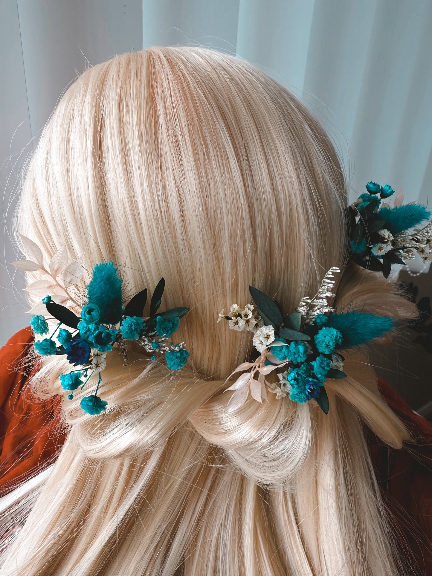 Dried Flower Hair Pins β Teal & White Preserved Floral Set