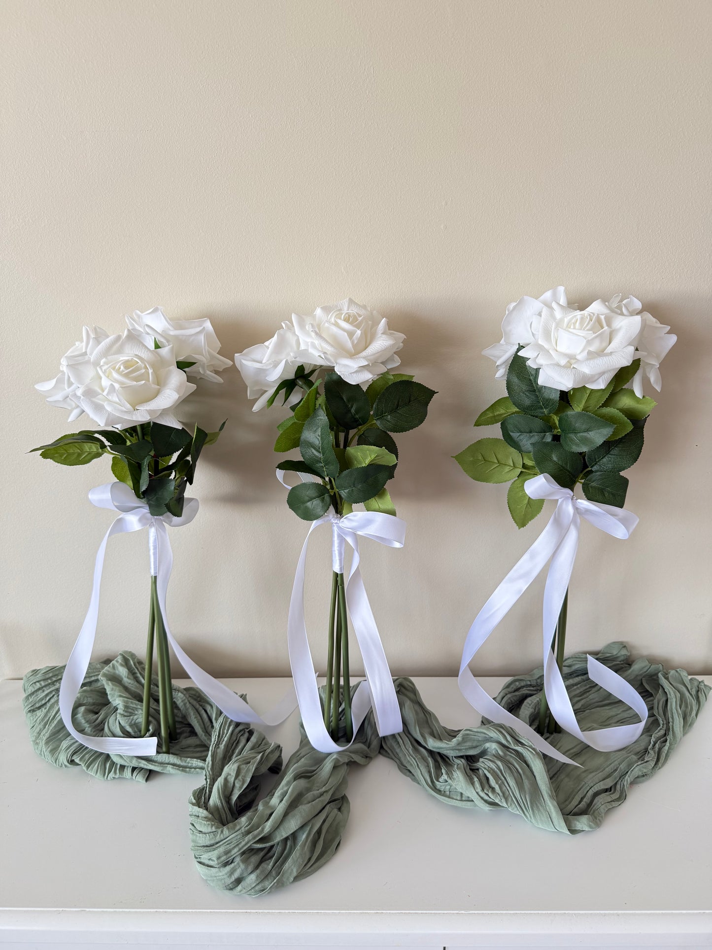 White Silk Rose Bridal Bouquet, Classic Modern Real-Touch Reflex Roses