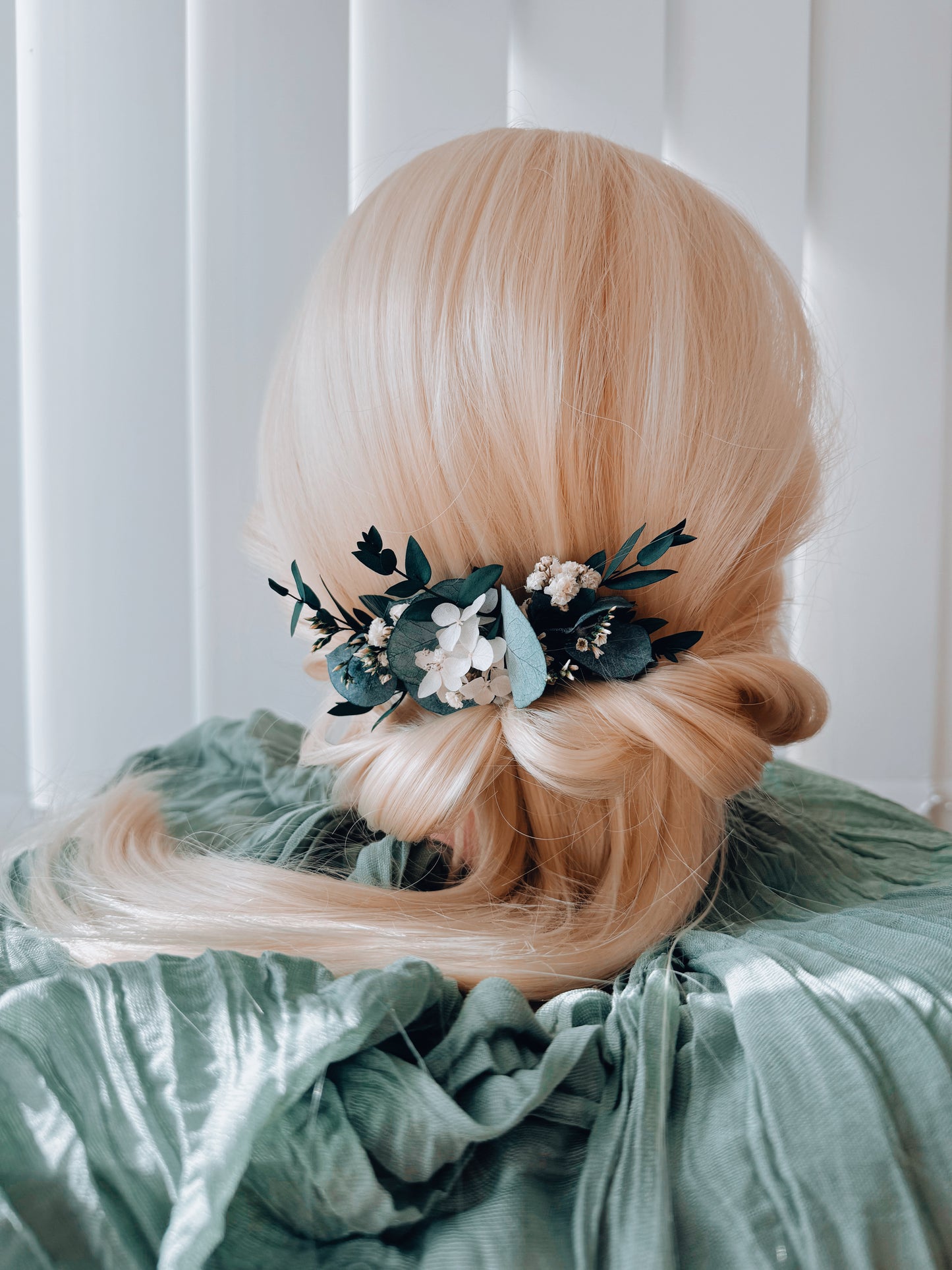 Floral Hair Comb with Eucalyptus