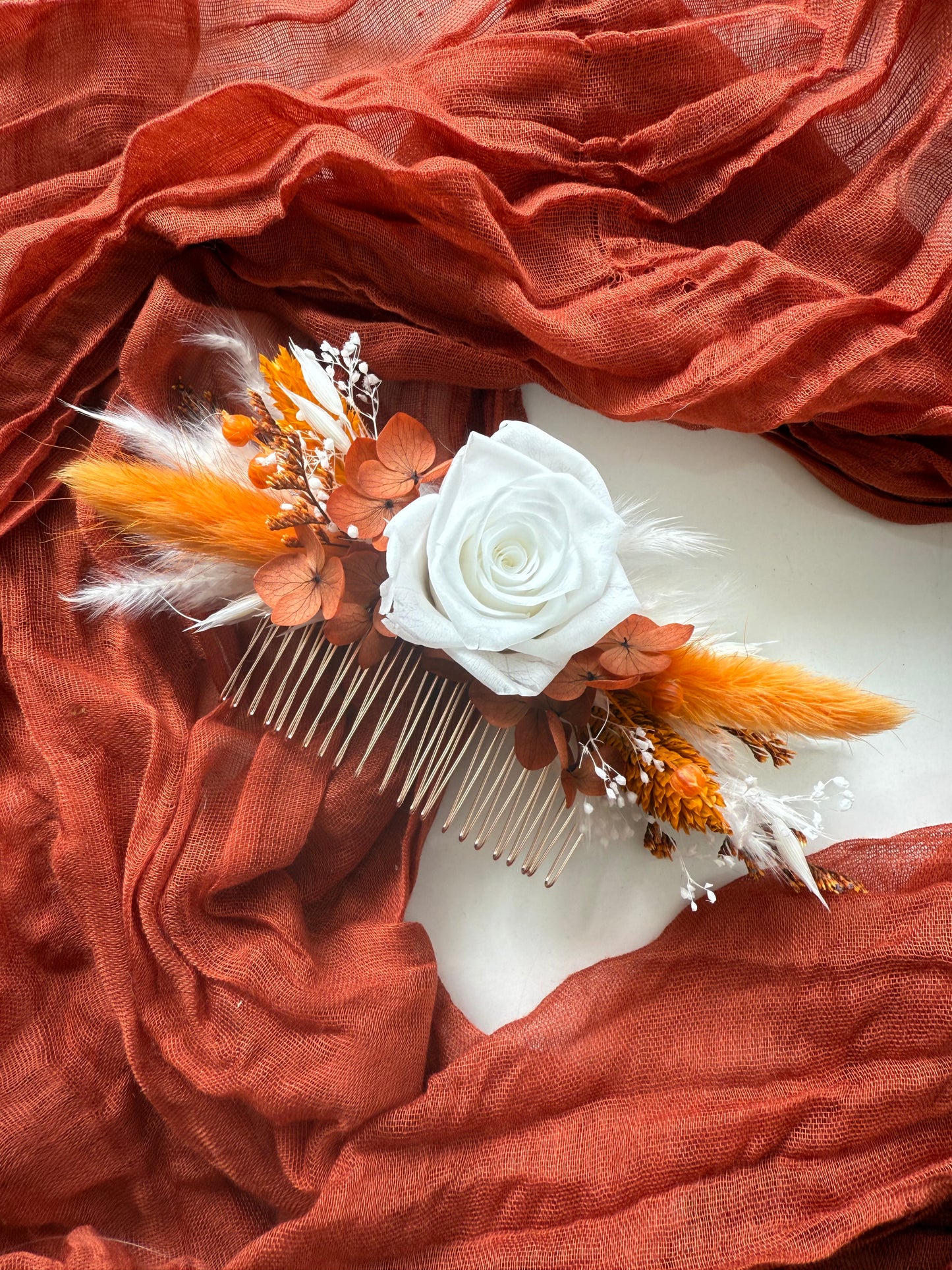Terracotta & Burnt Orange Dried Flower Hair Comb – Boho Bridal Hairpiece
