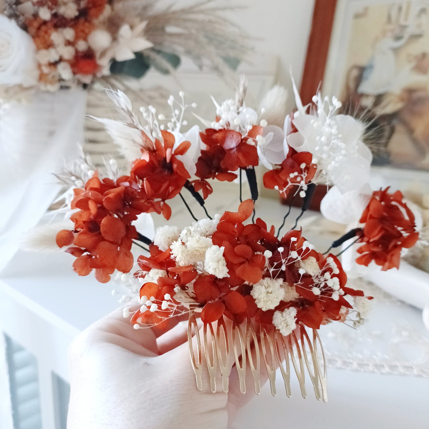 Rustic terracotta bridal hair comb and matching hair pins with preserved flowers for wedding hairstyle