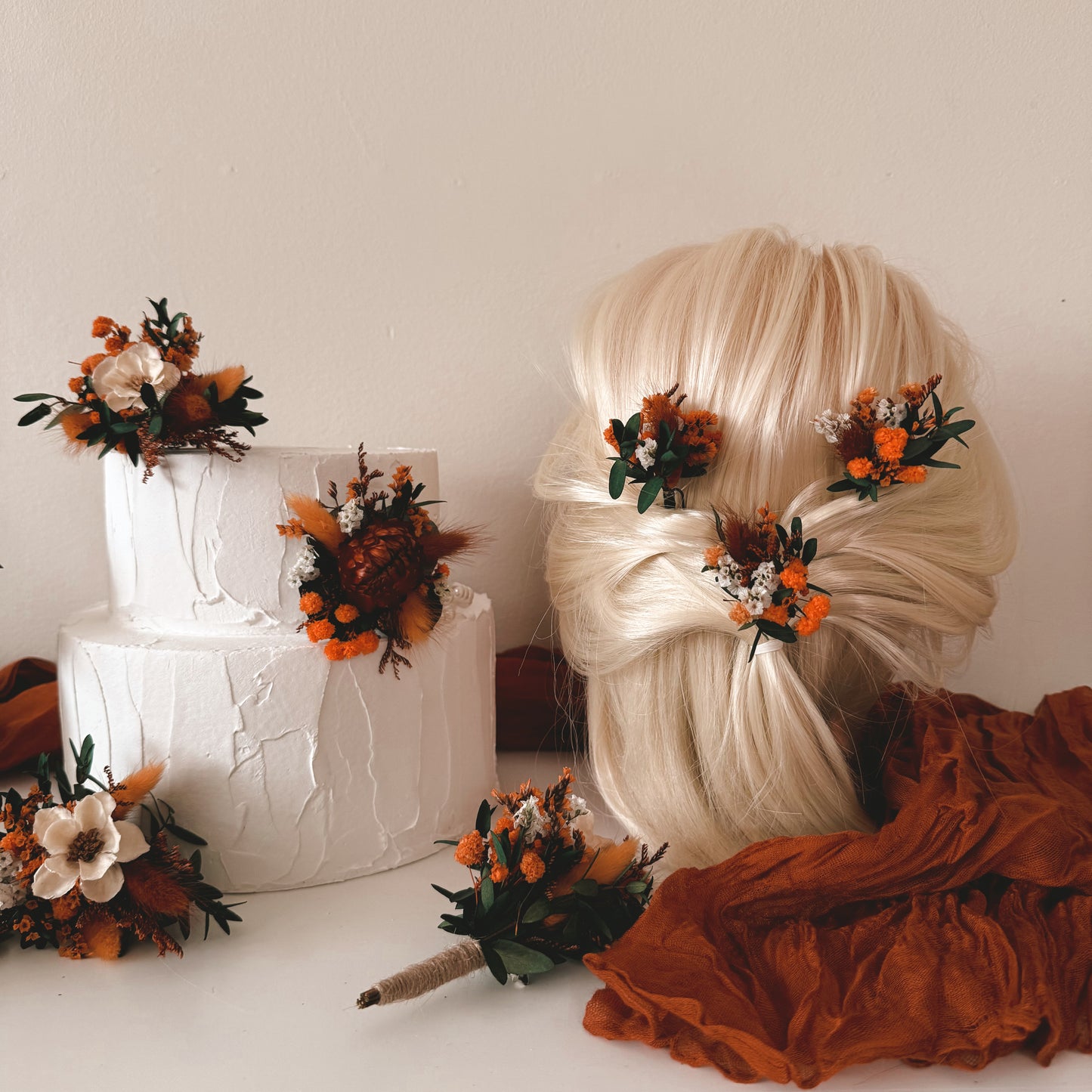 Amber bridal hair pins and dried flower cake decoration set β matching wedding accessories