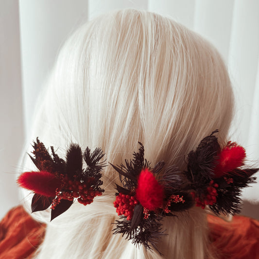 dried flower hairpins in red and burgundy shades with preserved greenery. Handmade wedding hair accessories for rustic or boho brides. Perfect keepsake floral pins for bride, bridesmaids, or flower girls.