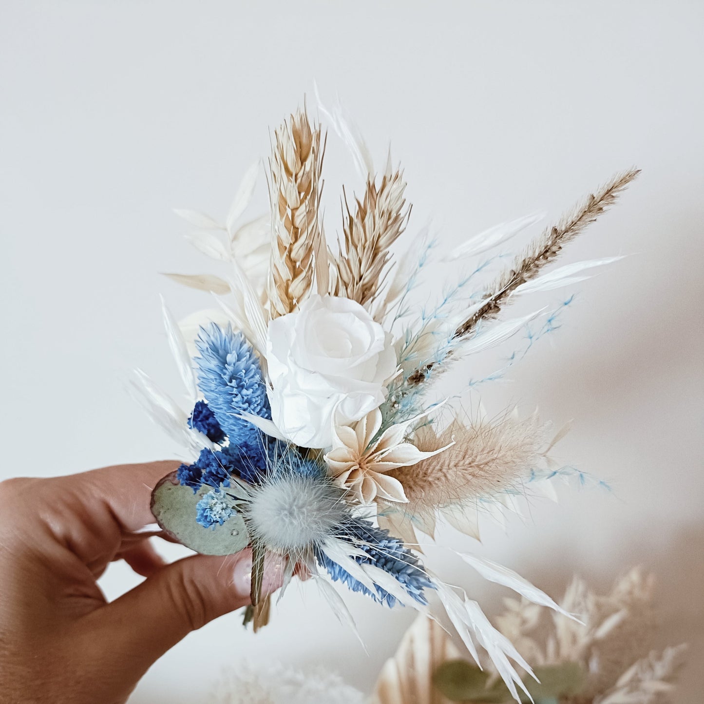 blue flower boutonniere, wedding blue boutonniere, blue groom boutonniere, rustic blue boutonniere, boho boutonniere, floral boutonniere, preserved flower boutonniere, everlasting boutonniere, blue groomsmen boutonniere, groom’s floral pin, blue rustic wedding boutonniere, bohemian boutonniere, white boutonniere, boutonniere for suit, natural flower boutonniere, handmade boutonniere, boutonniere with preserved flowers, elegant boutonniere, boutonniere set