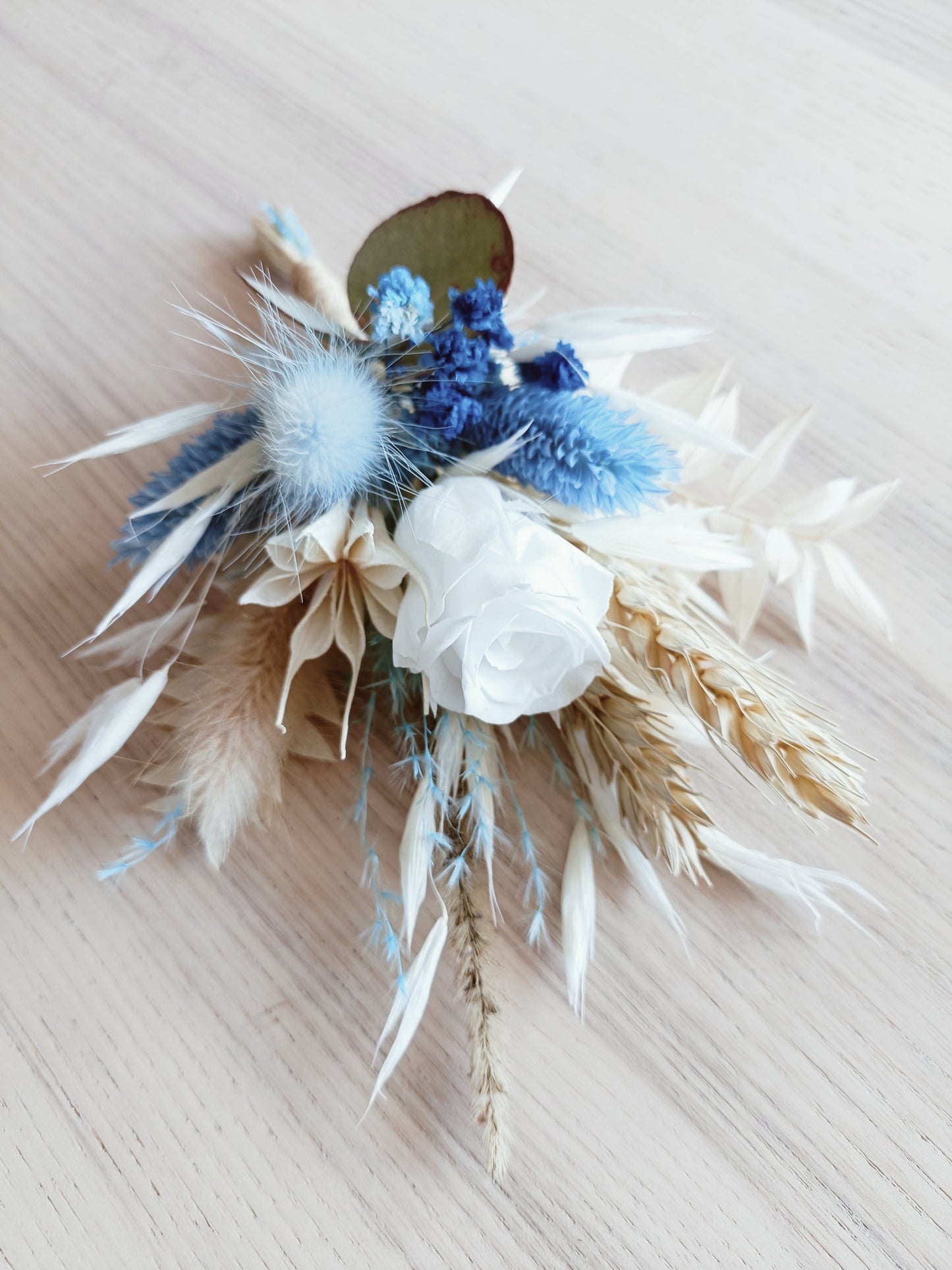 blue flower boutonniere, wedding blue boutonniere, blue groom boutonniere, rustic blue boutonniere, boho boutonniere, floral boutonniere, preserved flower boutonniere, everlasting boutonniere, blue groomsmen boutonniere, groom’s floral pin, blue rustic wedding boutonniere, bohemian boutonniere, white boutonniere, boutonniere for suit, natural flower boutonniere, handmade boutonniere, boutonniere with preserved flowers, elegant boutonniere, boutonniere set