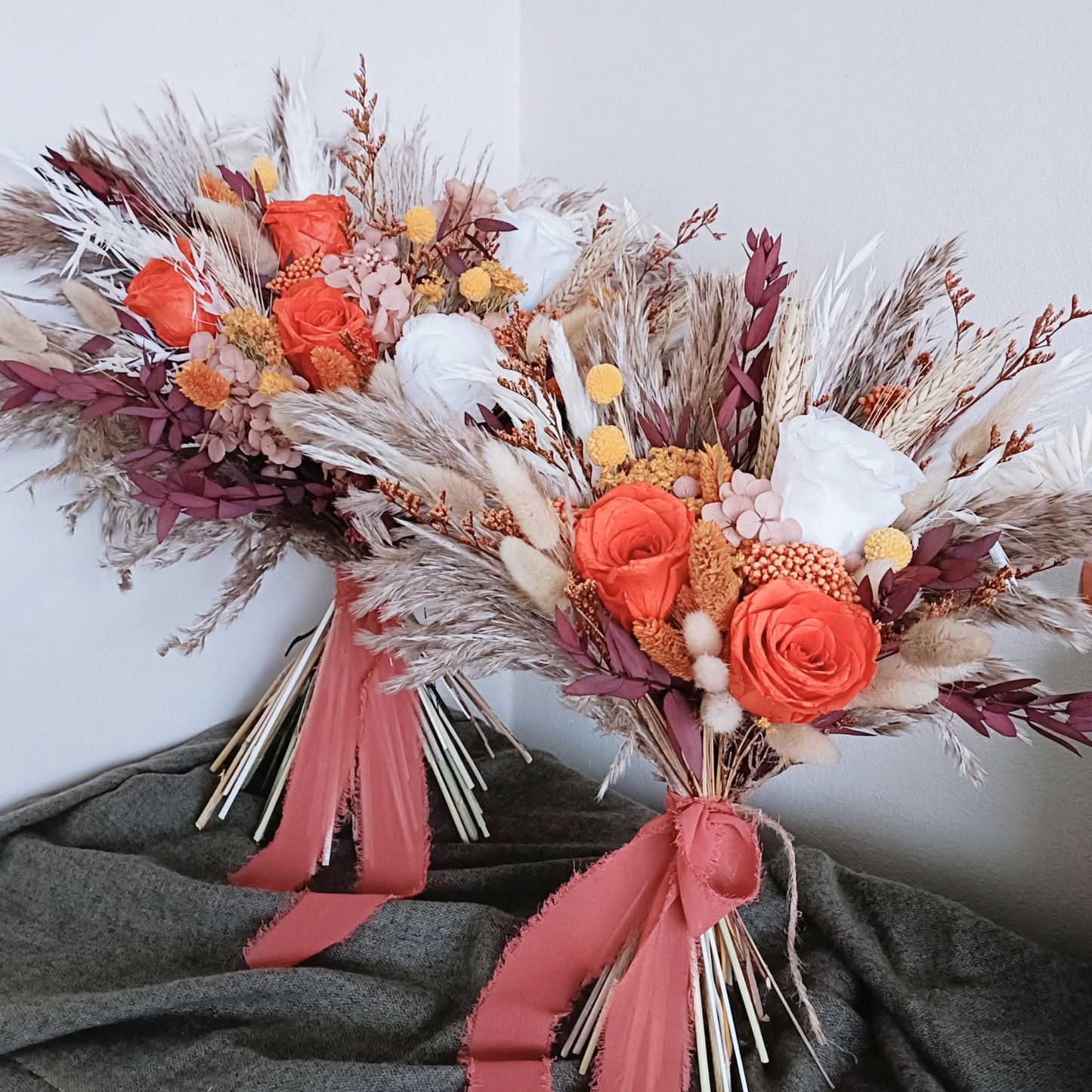 Rust bridal bouquet, terracotta wedding flowers, bridal bouquet in burgundy, Burgundy boho bridal bouquet arrangement, Wedding bouquet, dried bouquet. Dried floral arrangement, Dried everlasting bouquet