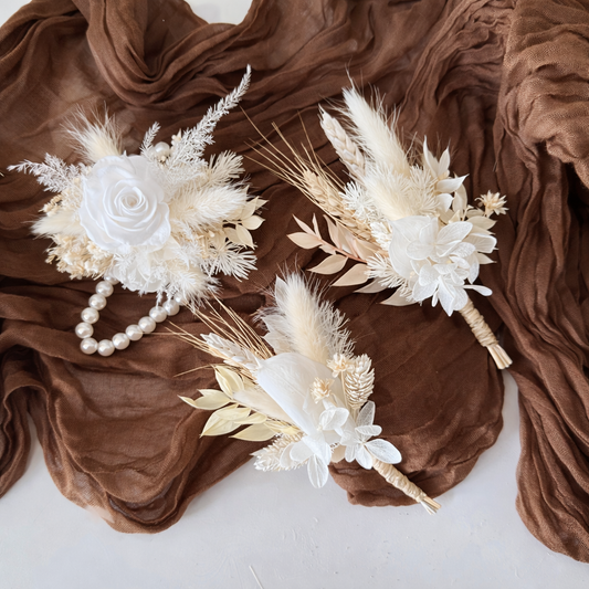 Rustic Ivory Wedding Boutonniere