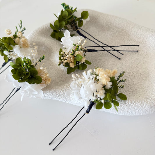 White & Green Dried Flower Hair Pins Set