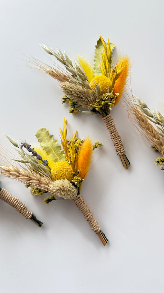 Sunny Wedding Boutonniere