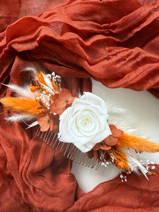 Terracotta & Burnt Orange Dried Flower Hair Comb – Boho Bridal Hairpiece