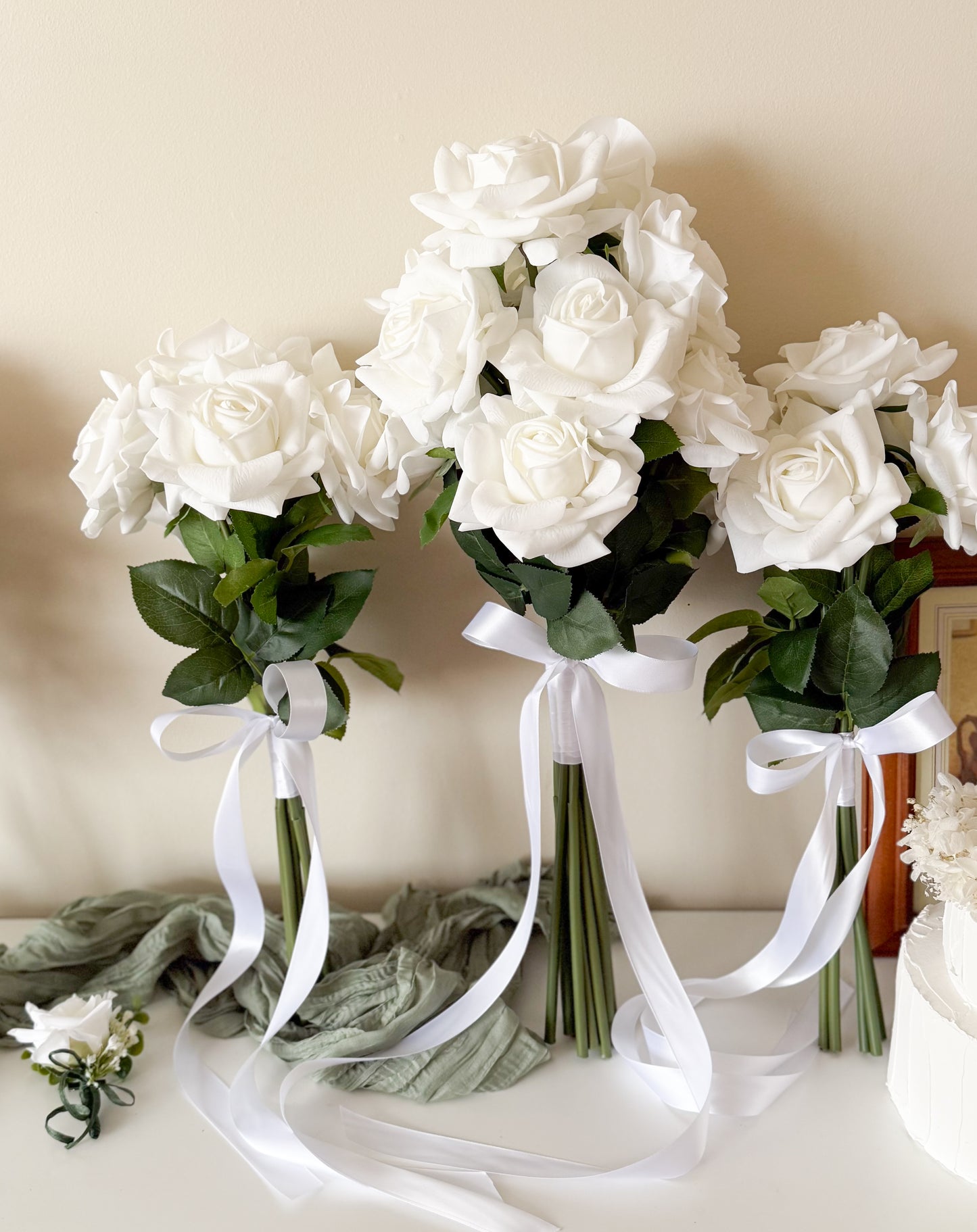 White Silk Rose Bridal Bouquet, Classic Modern Real-Touch Reflex Roses