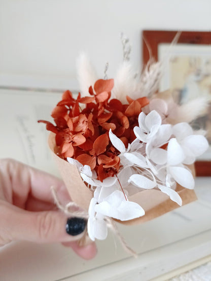 Mini Dried Flower Favors - Rustic Terracotta Mini Bouquet