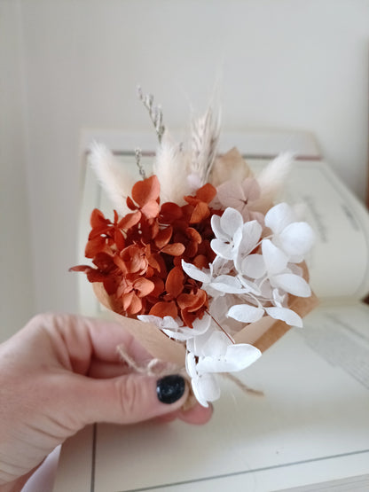 Mini Dried Flower Favors - Rustic Terracotta Mini Bouquet