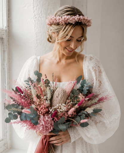 Australian Native bridal bouquet featuring banksia, eucalyptus, hydrangea and preserved flowers