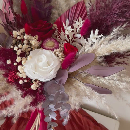 ivory-and-burgundy-bouquet-dried
