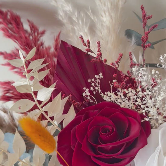 boho bridal bouquet in autumn colours