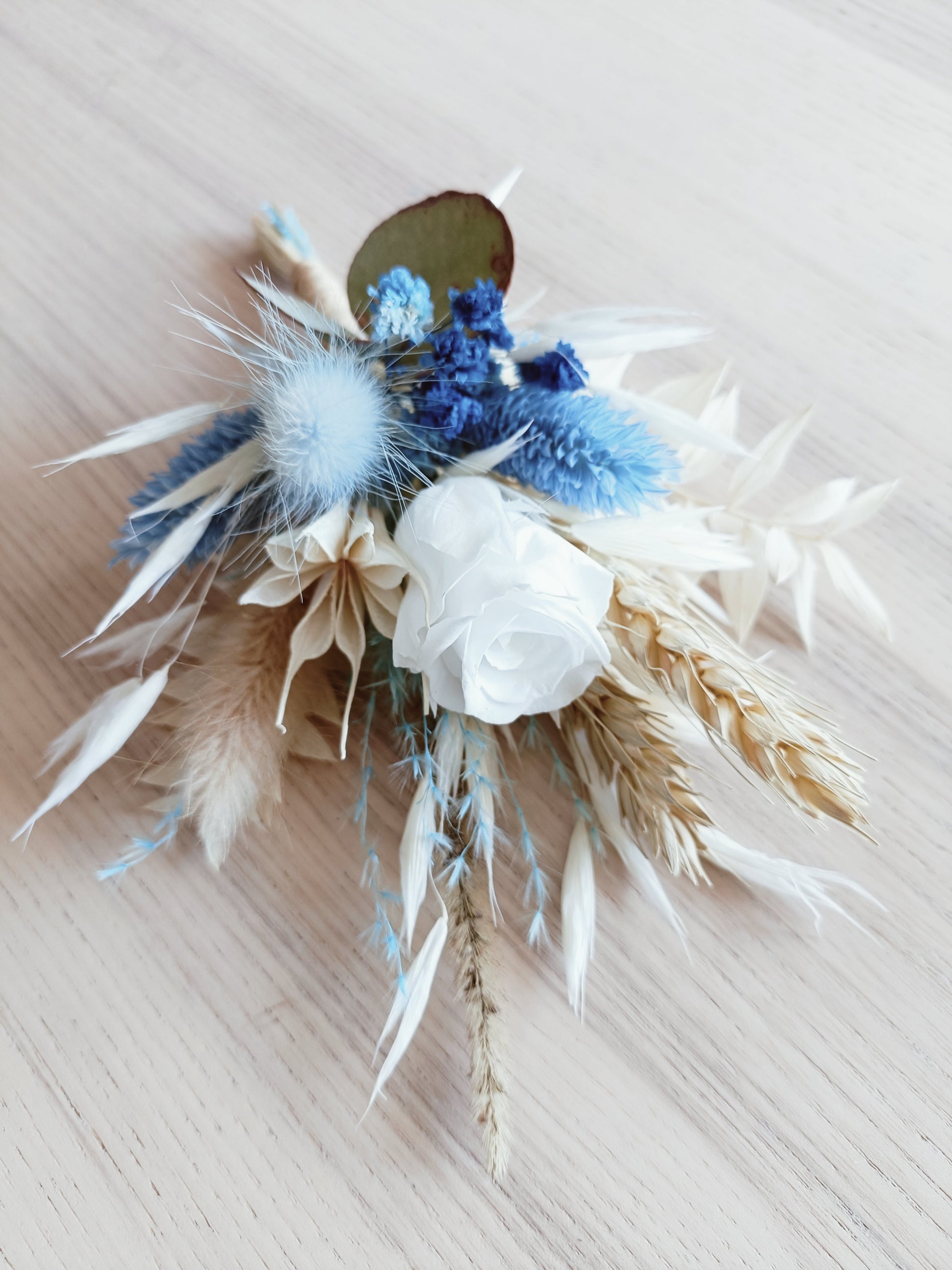 blue flower boutonniere, wedding blue boutonniere, blue groom boutonniere, rustic blue boutonniere, boho boutonniere, floral boutonniere, preserved flower boutonniere, everlasting boutonniere, blue groomsmen boutonniere, groom’s floral pin,  blue rustic wedding boutonniere, bohemian boutonniere, white boutonniere, boutonniere for suit, natural flower boutonniere, handmade boutonniere, boutonniere with preserved flowers, elegant boutonniere, boutonniere set