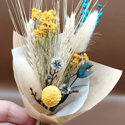 Mini Dried Flower Favors - Rustic Mini Bouquets