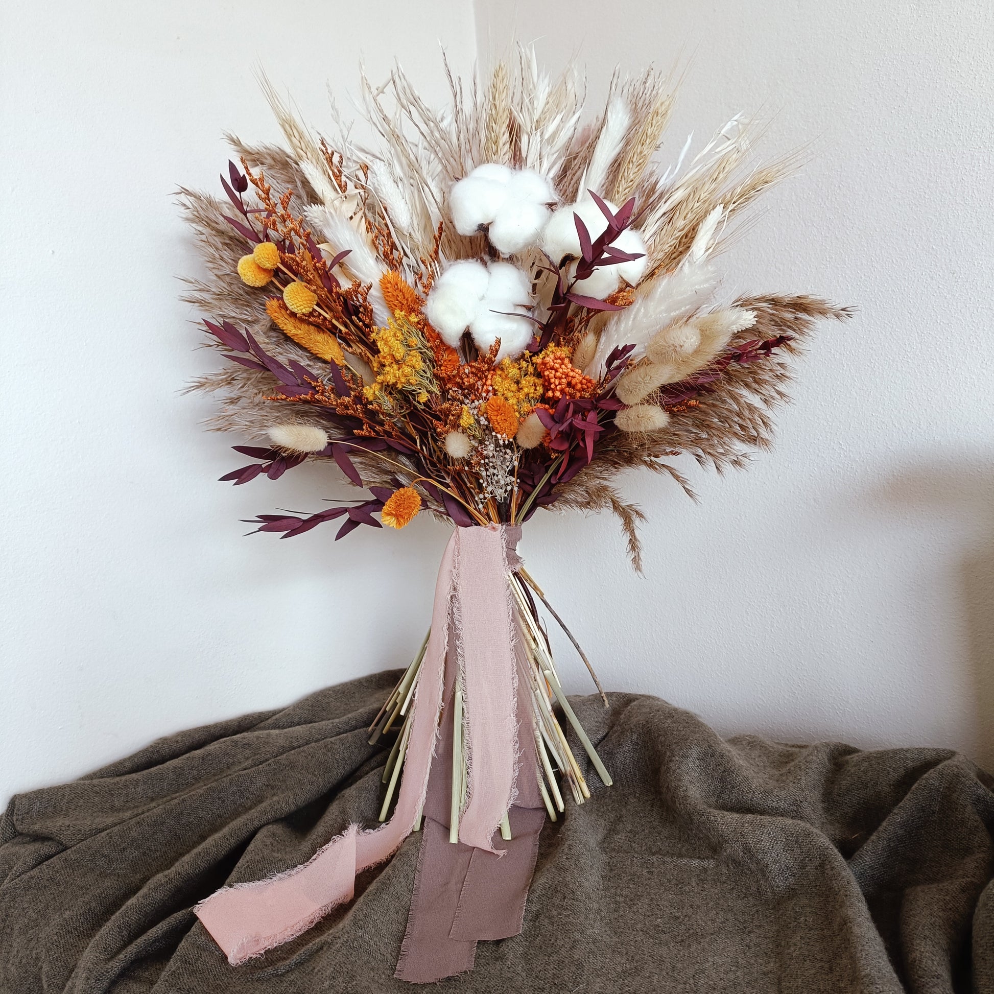 Rust bridal bouquet, terracotta wedding flowers, bridal bouquet in burgundy, Burgundy boho bridal bouquet arrangement, Wedding bouquet, dried bouquet. Dried floral arrangement, Dried cotton bouquet